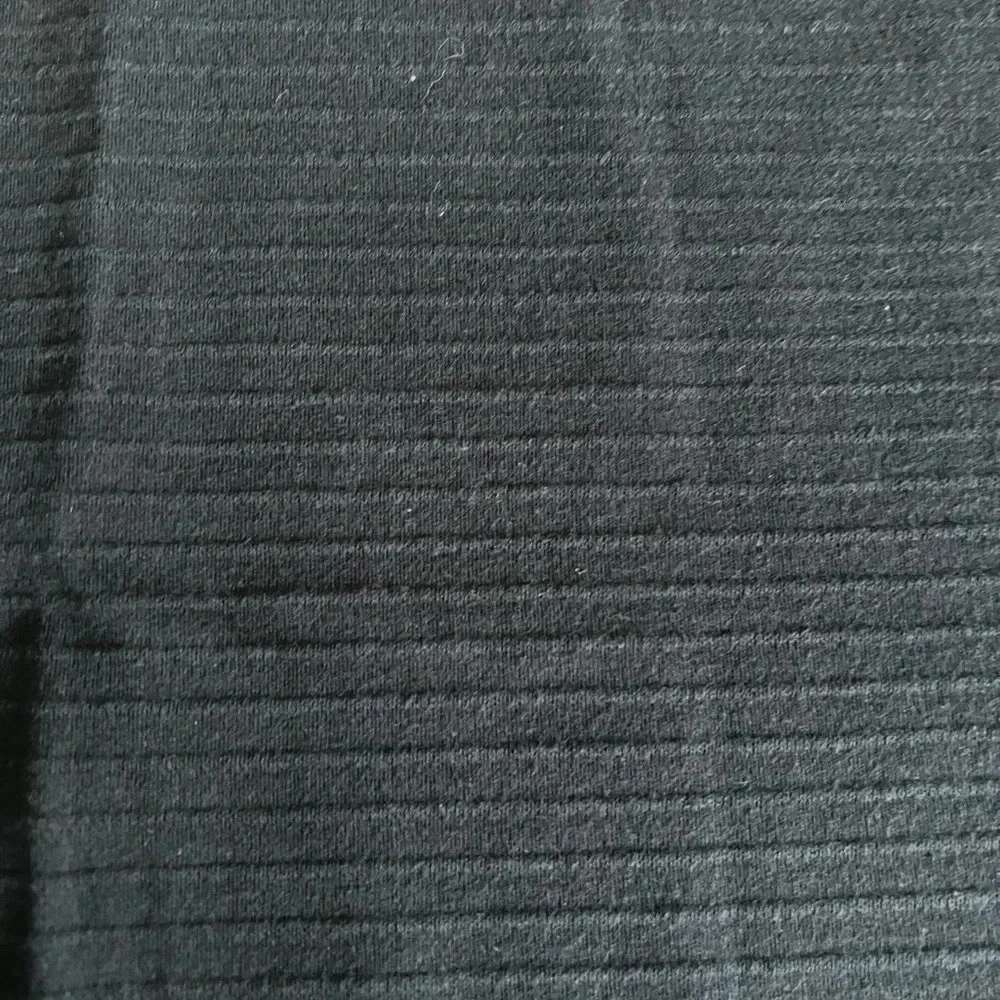 Long sleeve V-Neck top - Picture 3 of 4